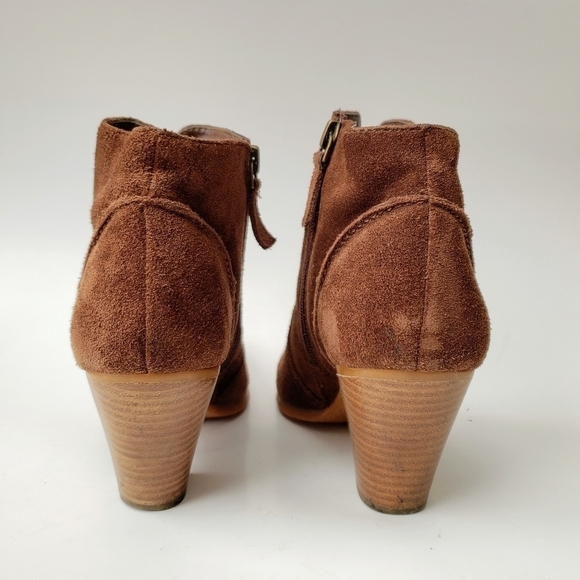 Tesori Brown Suede Western Stacked Block Heel Ankle Boots Size 6 - Picture 5 of 7